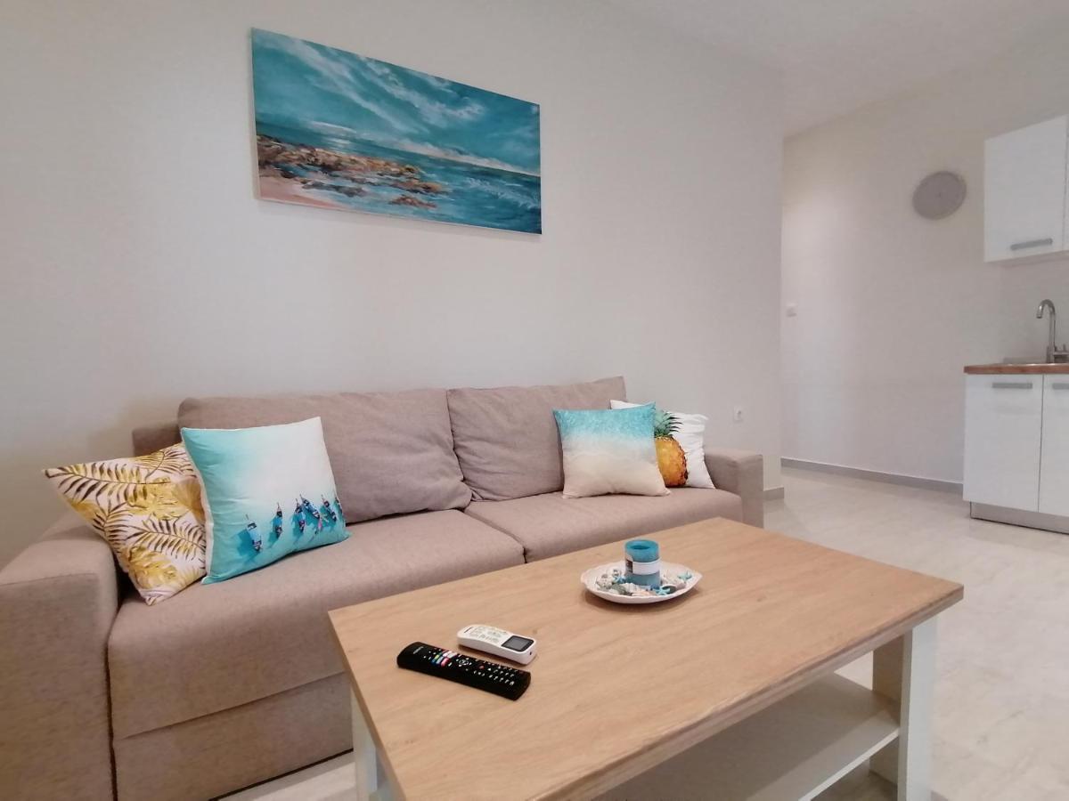 Sea Pleasure Apartment Peraía Екстериор снимка