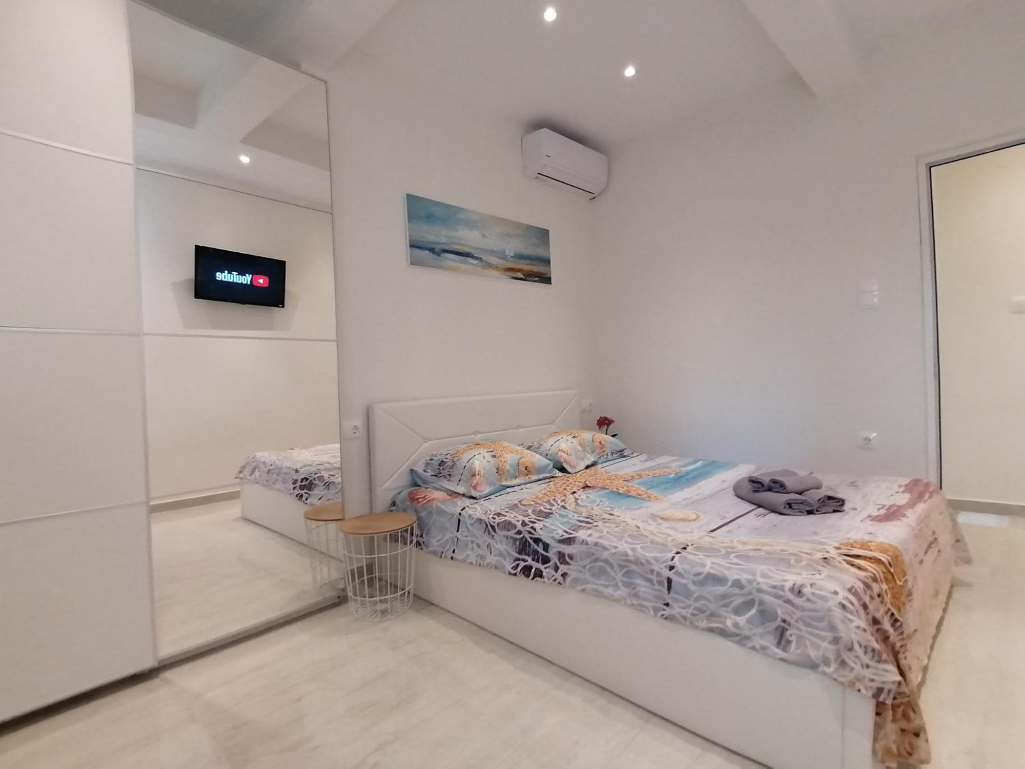 Sea Pleasure Apartment Peraía Екстериор снимка
