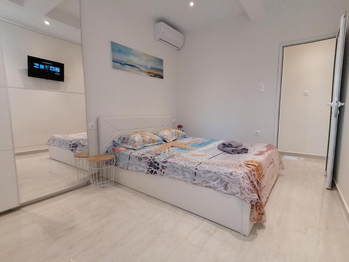 Sea Pleasure Apartment Peraía Екстериор снимка