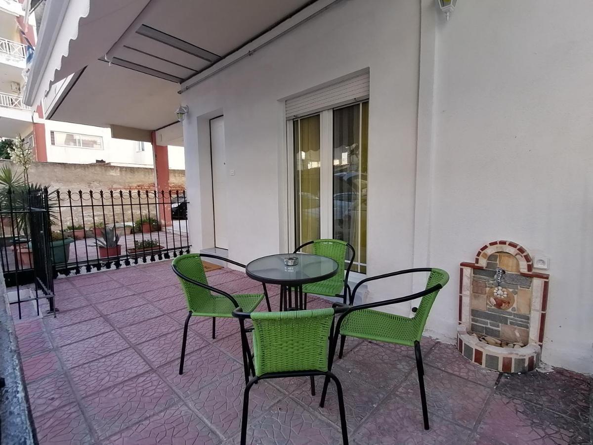 Sea Pleasure Apartment Peraía Екстериор снимка