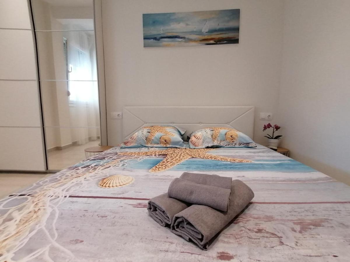 Sea Pleasure Apartment Peraía Екстериор снимка